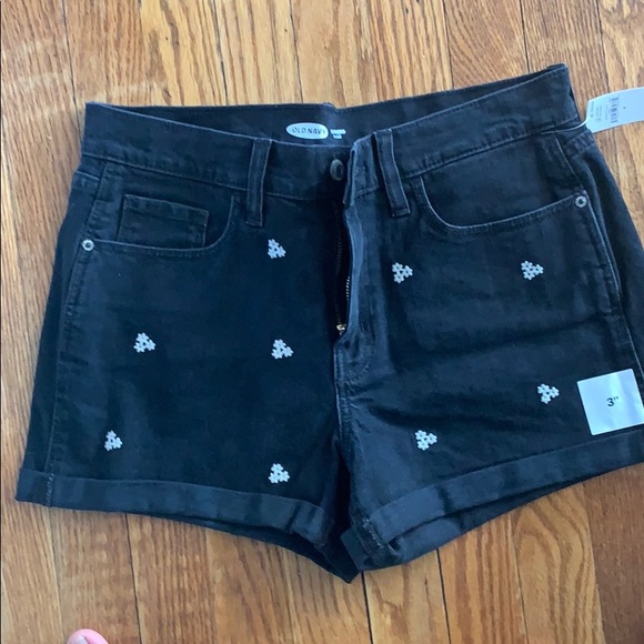 Embroidered denim shorts - Picture 4 of 5
